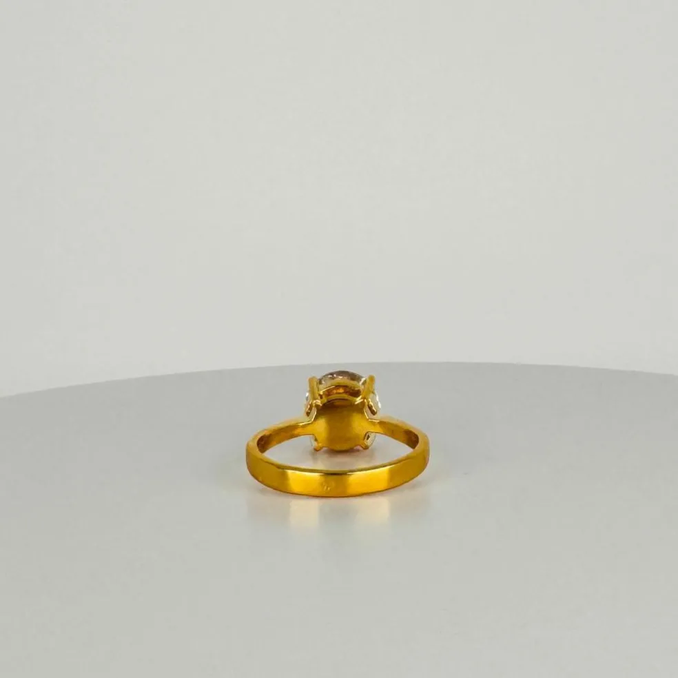 Bague vintage avec spinelle
