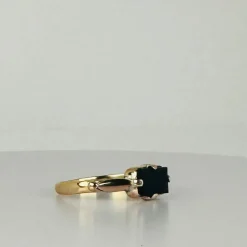 Bague vintage avec tourmaline noire naturelle, émeraude facettée