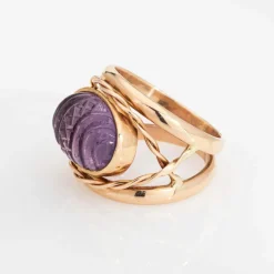 bague vintage en améthyste sculptée finlandaise en or jaune