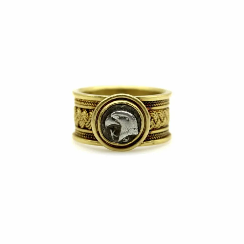 Bague vintage en fil de fer doré 22 carats avec pièce d'aigle en argent antique