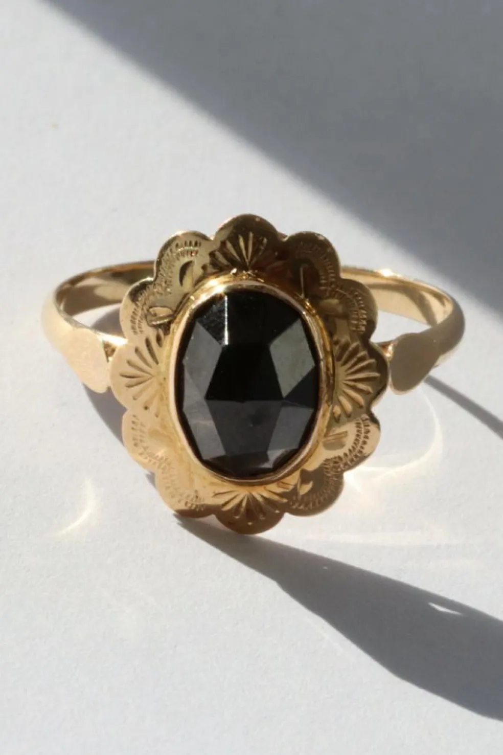 Bague vintage en or 14 carats avec grenat