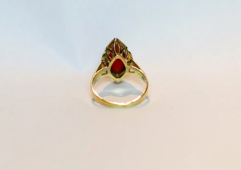 Bague vintage en or 14 carats avec cornaline