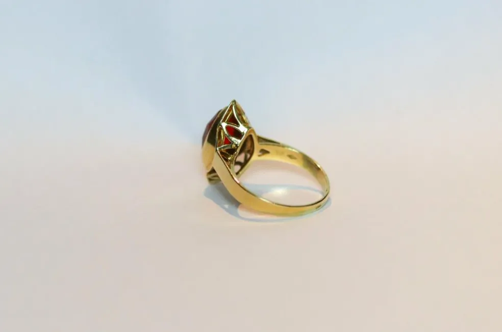 Bague vintage en or 14 carats avec cornaline