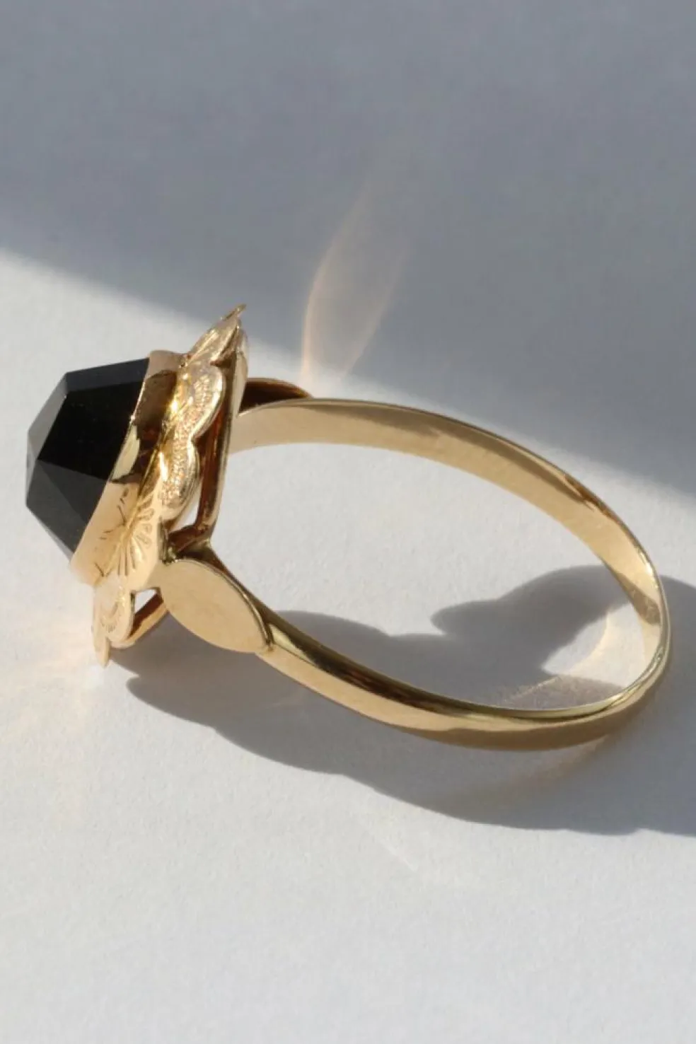Bague vintage en or 14 carats avec grenat