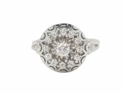 Bague vintage en or blanc, platine et diamants