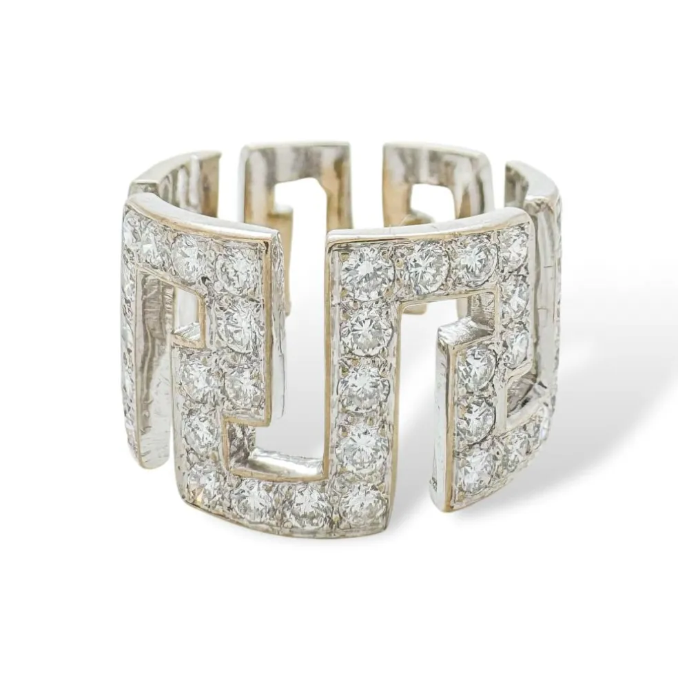 Bague vintage en or blanc et diamants