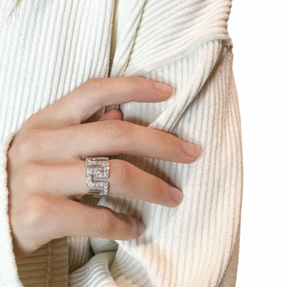 Bague vintage en or blanc et diamants