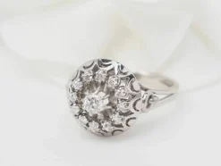 Bague vintage en or blanc, platine et diamants