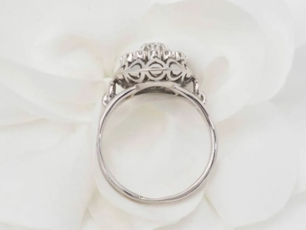 Bague vintage en or blanc, platine et diamants