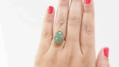 Bague vintage en or jaune et cabochon de Jade