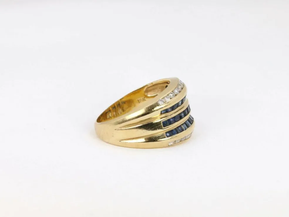 Bague vintage en or, saphirs et diamants