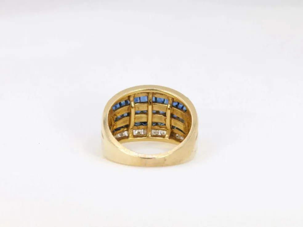 Bague vintage en or, saphirs et diamants