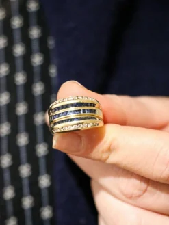 Bague vintage en or, saphirs et diamants