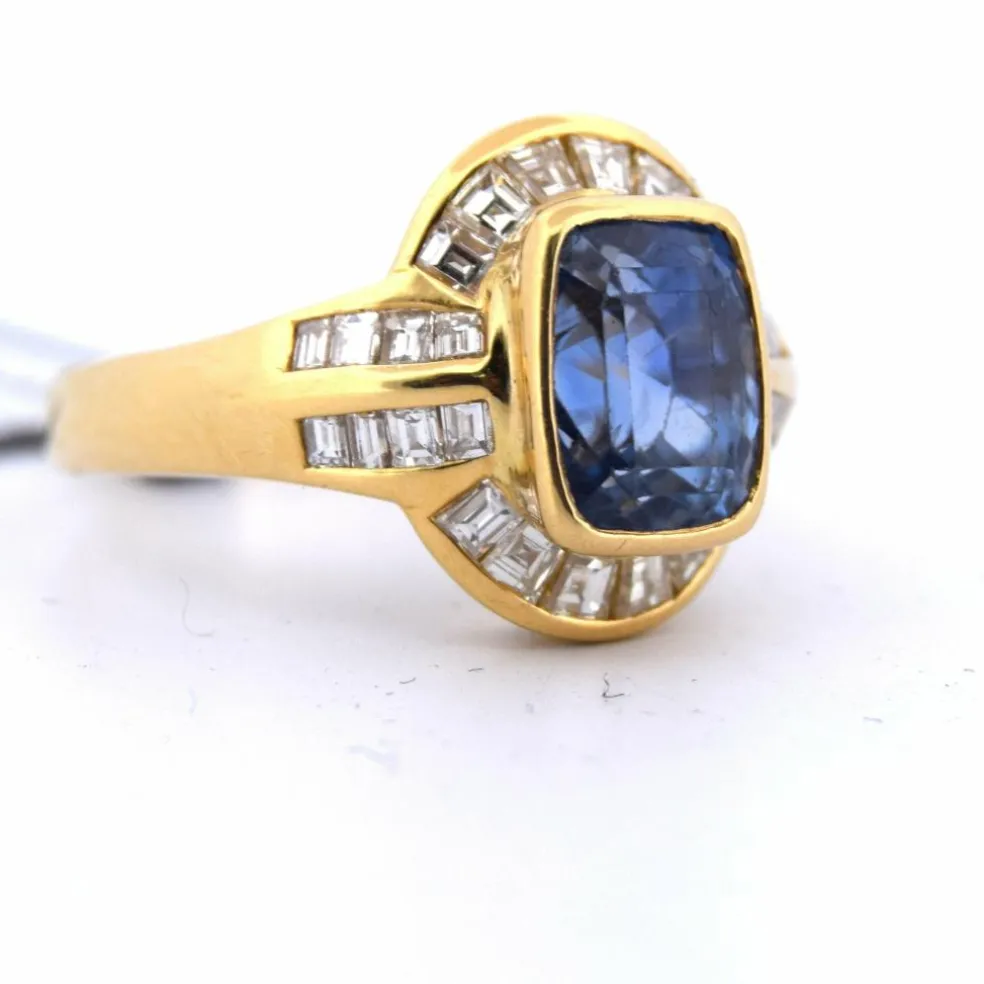 Bague vintage en saphir et diamant