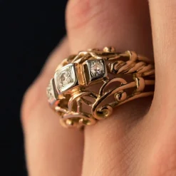 Bague vintage fils d'or rose et diamants