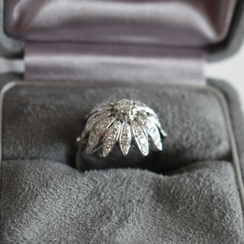 Bague Vintage Fleur Or 18 carats et Diamants