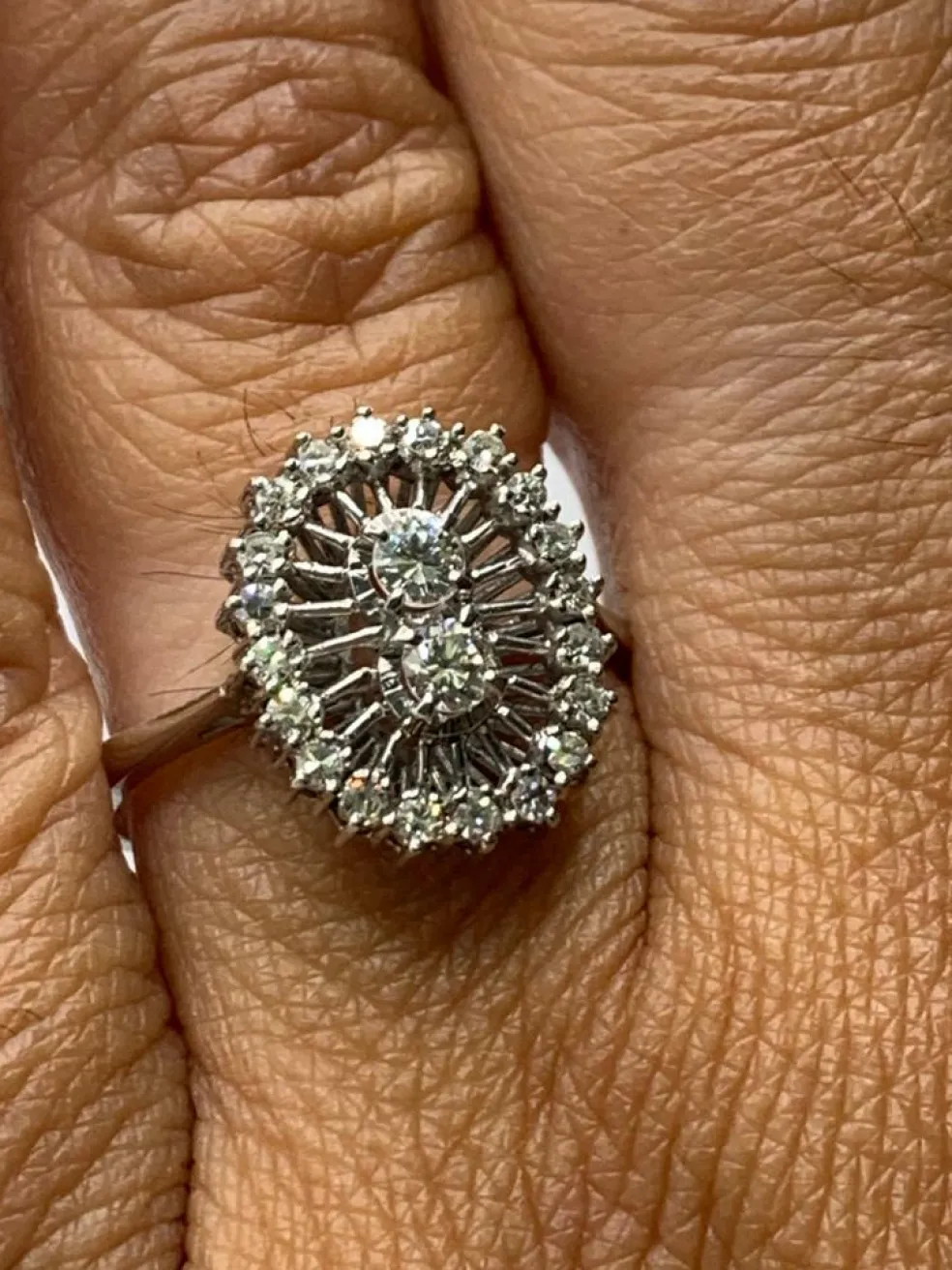Bague vintage Or blanc Diamants
