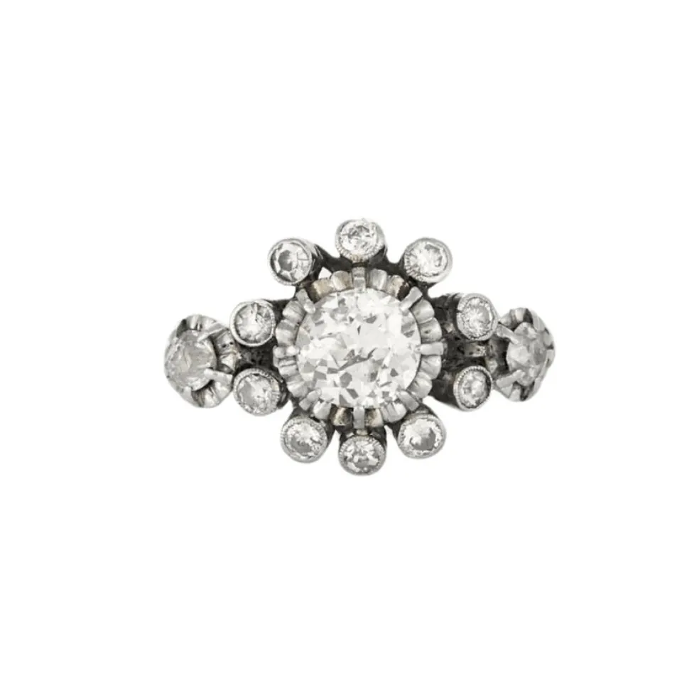 Bague vintage or blanc et diamants