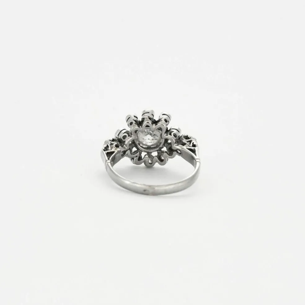 Bague vintage or blanc et diamants