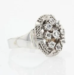 Bague vintage or blanc saphirs blancs