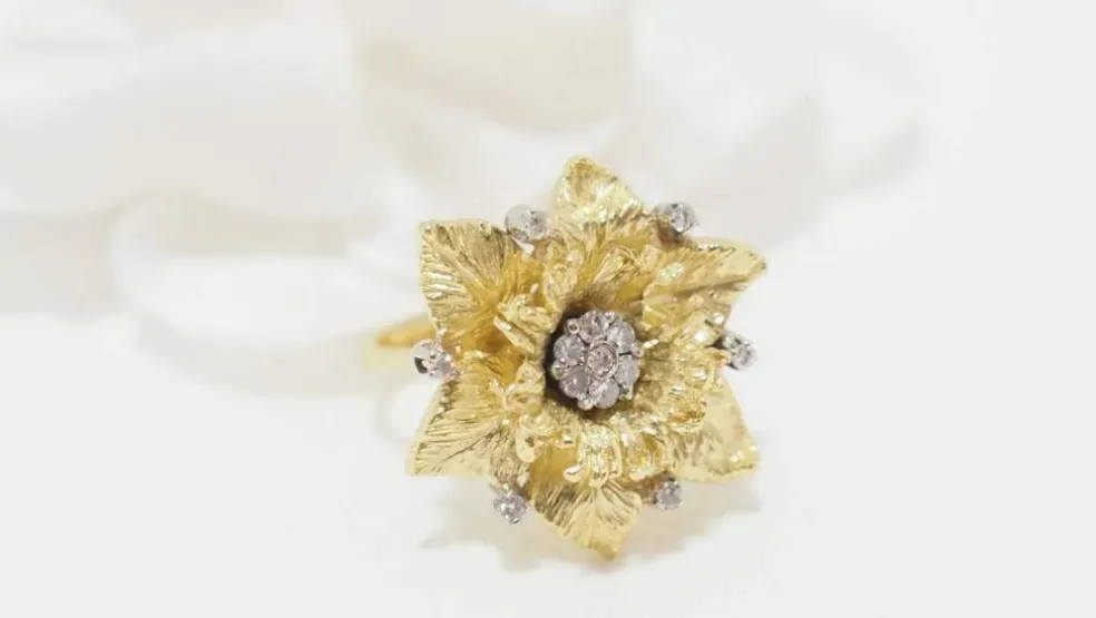 Bague vintage or jaune diamants