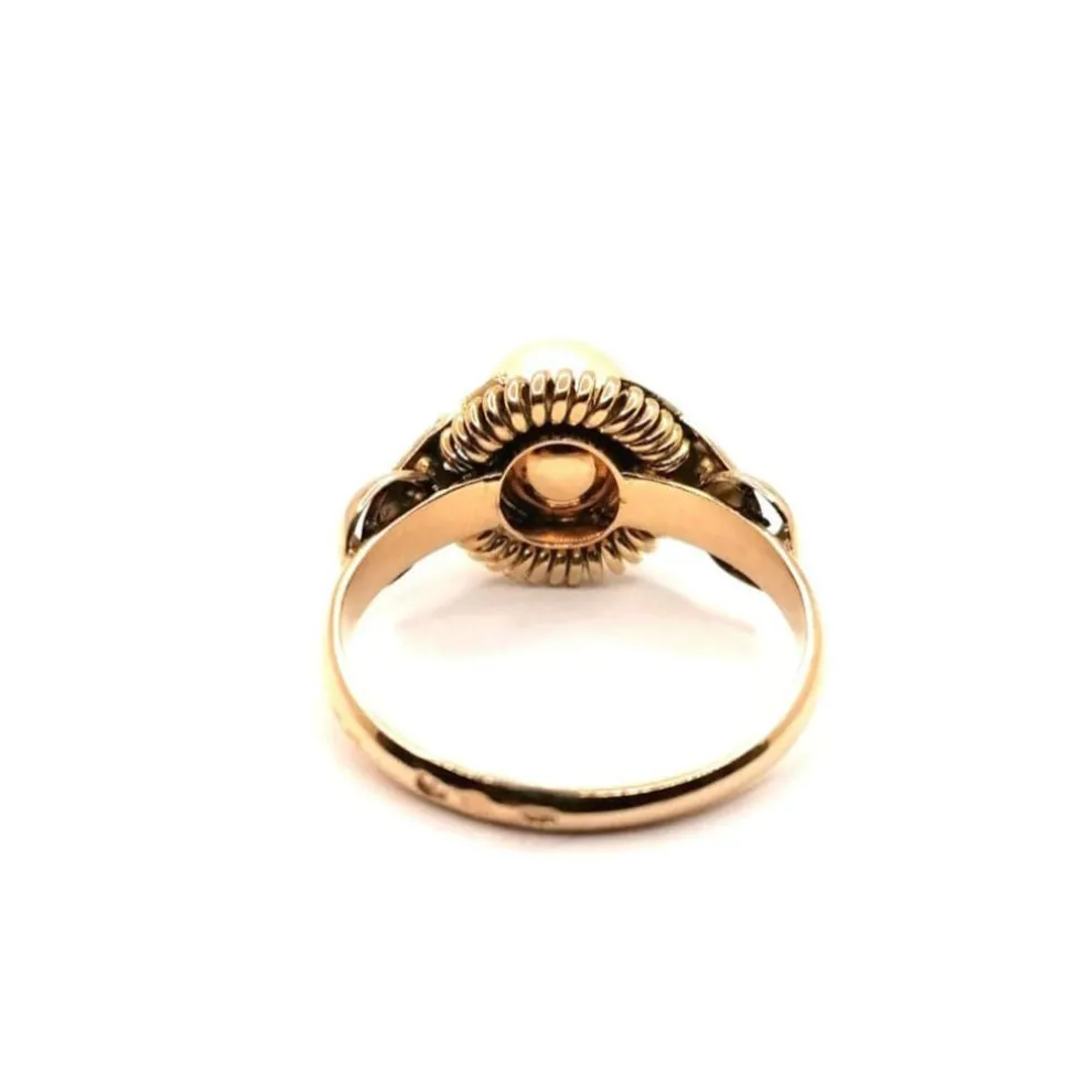 Bague vintage or jaune et perle de culture