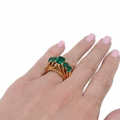 Bague vintage or jaune, émeraudes.