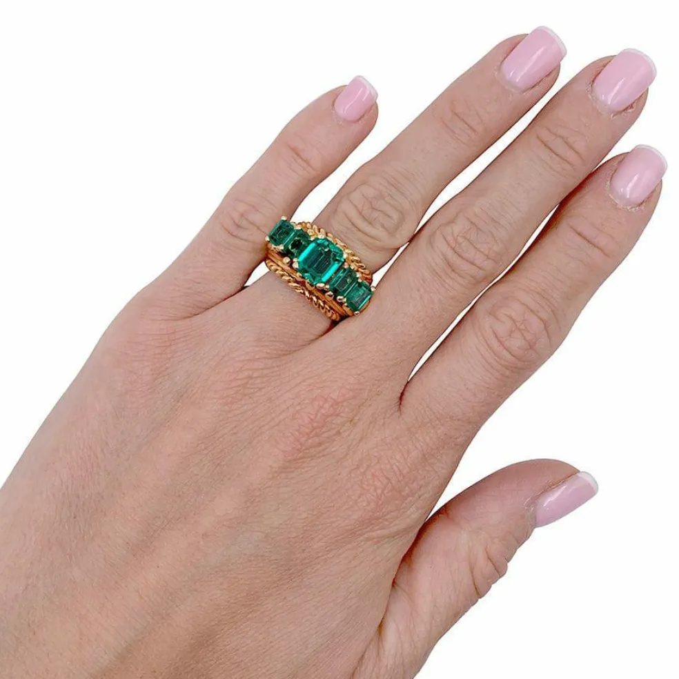 Bague vintage or jaune, émeraudes.