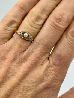 Bague vintage or jaune perle fine
