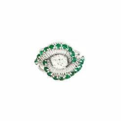Bague Vintage or, platine, émeraudes et diamants