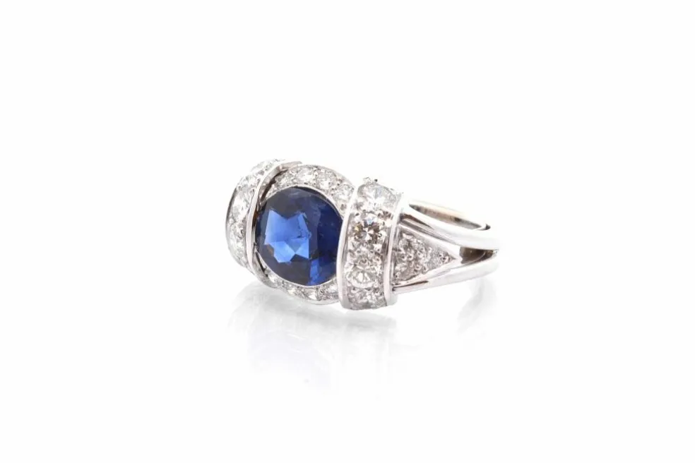 Bague vintage saphir de 2,04cts et diamants