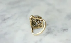 Bague volutes Or jaune Argent Diamants Opales