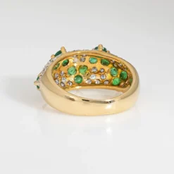 Bague zigzag en or jaune, émeraude et diamants des années 80