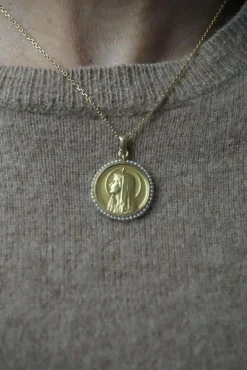 Becker - Médaille religieuse Maris Stella en or et perles fines