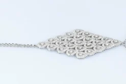 Bijou de main haute joaillerie or blanc