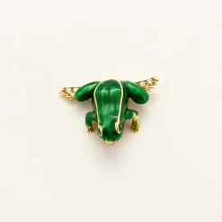 BOUCHERON - Broche Grenouille en or jaune, rubis, diamants, émail
