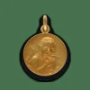 BOUCHERON - Médaille ange amour à la colombe en or jaune massif