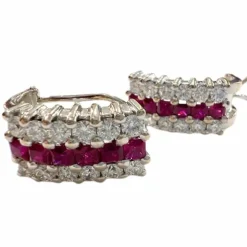 Boucle d'oreille de style Art Déco en or 18 ct avec diamants et rubis