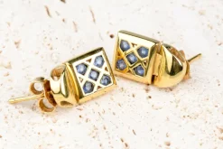 Boucles d'oreilles 18 carats Or jaune 0.20ct Saphir