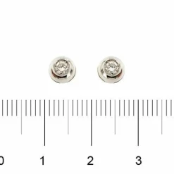 Boucles d'oreilles à pointe lumineuse en diamant de 0,20 ct