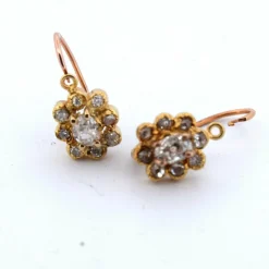 Boucles d'oreilles anciennes en diamant