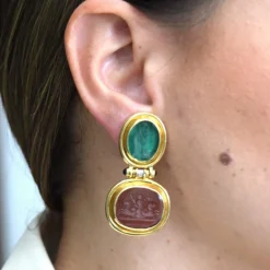 BOUCLES D'OREILLES ANNÉES 1940 AVEC PÂTE DE VERRE - OR JAUNE 18 KT