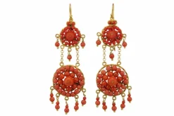 Boucles d'oreilles antiques en or corail