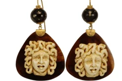 Boucles d'oreilles antiques en or et écaille de tortue avec camées Medusa en ivoire
