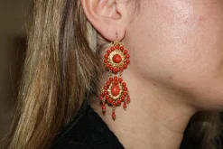 Boucles d'oreilles antiques en or corail