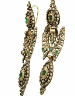 Boucles d'oreilles antiques en or jaune émeraude et diamant