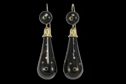 Boucles d'oreilles antiques en or piqué écaille de tortue