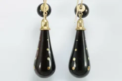 Boucles d'oreilles antiques en or piqué écaille de tortue