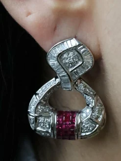 Boucles d'oreilles Art Déco Diamants Rubis or blanc