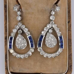 Boucles d'oreilles Art Déco en saphir et diamant